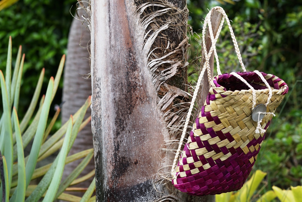 AllFlax - traditional flax weaving: pikau/backpacks