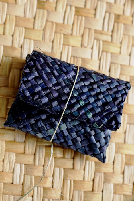 AllFlax - contemporary flax weaving: clutches