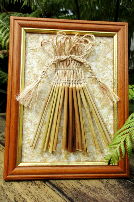 AllFlax - contemporary flax weaving: framed decoration