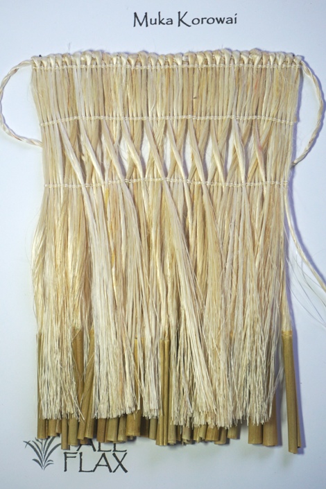 AllFlax - contemporary flax weaving: mini kahu muka korowai