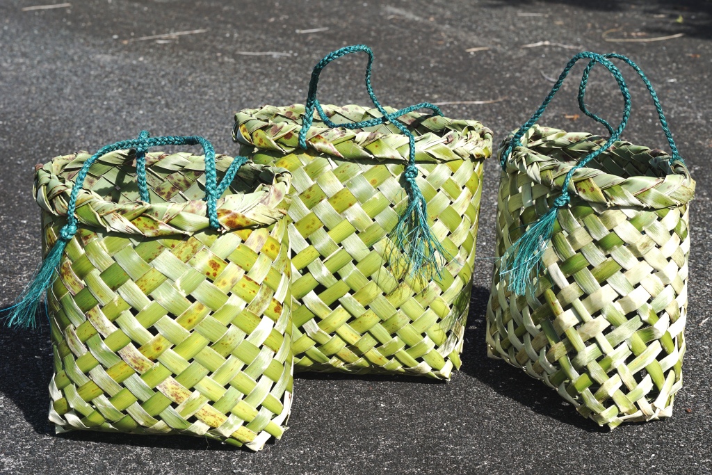 AllFlax - traditional flax weaving: kumara kete