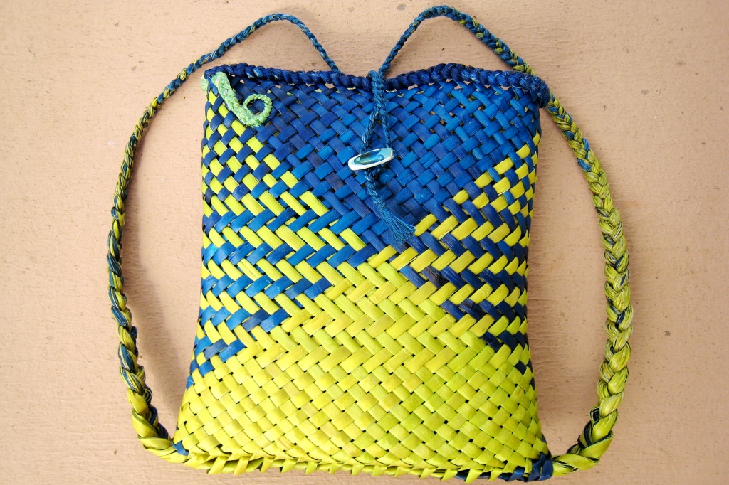 AllFlax - traditional flax weaving: pikau/backpacks