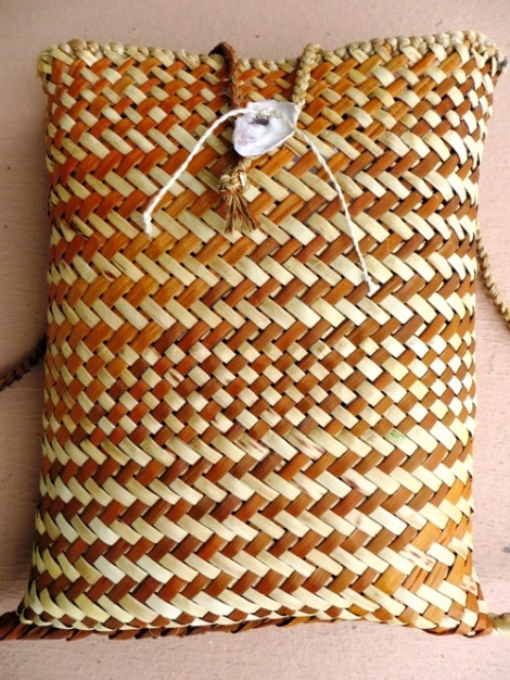 AllFlax - traditional flax weaving: pikau/backpacks